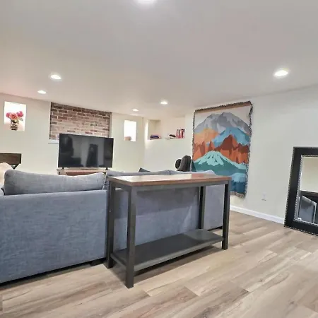 The Burke House On 19Th - 2 Bed 1 Bath